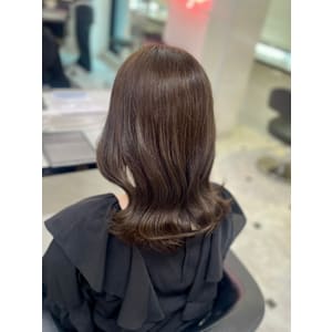 韓国風レイヤーカット【銀座駅/学割U24/前髪カット】