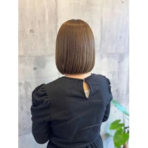 ブリーチなしベージュ × ボブ《 ARCH Mayu 》