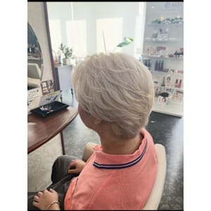 メンズホワイトブロンド