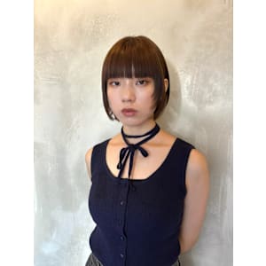 レイヤーボブ　フェイスレイヤー　切りっぱなしボブ　ボブ - LILIANA【リリアーナ】掲載中