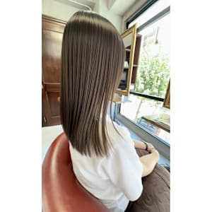 切りっぱなしロングヘア - Lourdes hair design【ルルドヘアーデザイン】掲載中