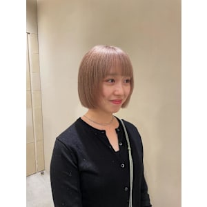 明るめ柔らかいベージュカラー