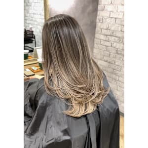 Labimani 箕面店×スタイル