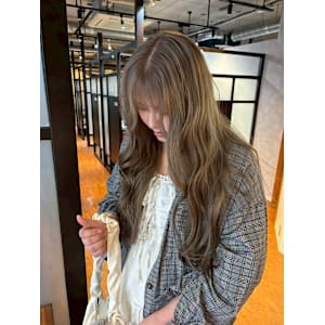 ブロンドベージュ