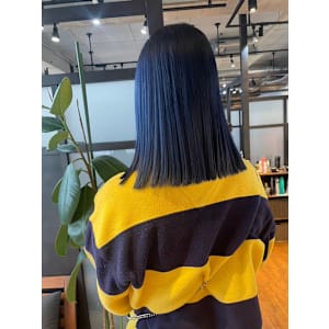 ネイビーブルー