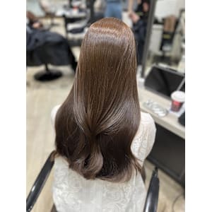 Mako チョコレートブラウン 透明感 ブリーチなし 銀座 