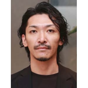 ミディアムパーマ センターパート ツイストスパイラルパーマ