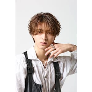 渋谷駅/学割U24/メンズサロン/フェザーパーマ - BLUCK Men's hair 渋谷【ブラック メンズヘア シブヤ】【ブラックメンズヘア シブヤ】掲載中