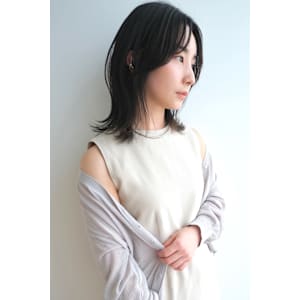 韓国風レイヤー/外ハネくびれ/ミディアムレイヤー - tricca 代官山本店 【トリッカ ダイカンヤマ】【トリッカ ダイカンヤマホンテン】掲載中