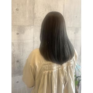 グレージュカラー【ARCH Sayaka】