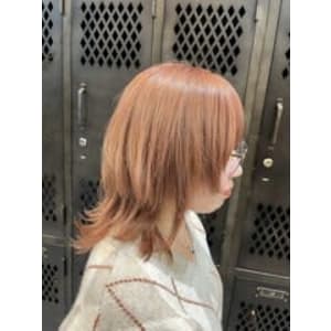 ダブルカラー　ピンクベージュ　ウルフカット - ROW町田【ロウマチダ】掲載中