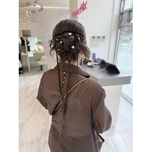 お呼ばれヘア【カチモリ】