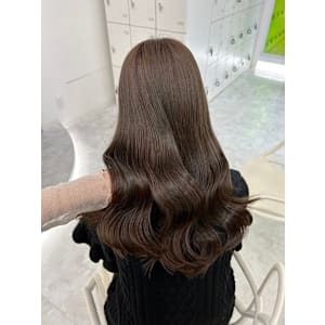 韓国風レイヤーカット【銀座駅/学割U24/前髪カット】