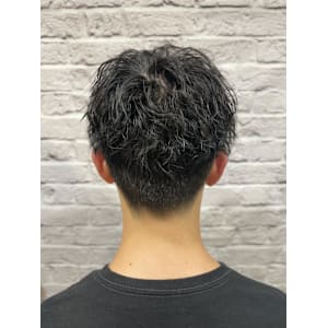 縦落ちツイスパ×ツーブロマッシュ - グレイスフルバーバー プラチナム【グレイスフルバーバー プラチナム】掲載中