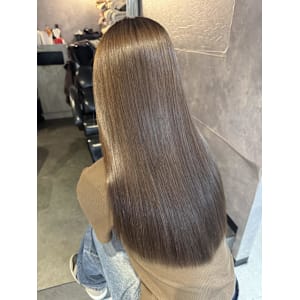 《鈴木茉奈》オリーブベージュ/ブリーチなし/大宮