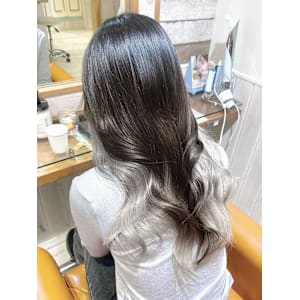 【Neolivekuta】インナーホワイトシルバー【町田】 - Neolive kuta 町田店【ネオリーブ クタ マチダテン】掲載中