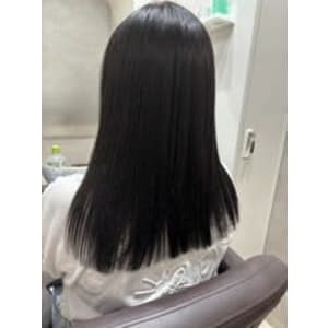黒髪×髪質改善トリートメント