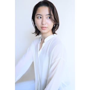 ナチュラルショートボブ/耳かけ/前髪なし/大人抜け感