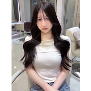 ロングレイヤー 斜めバンググレージュカラーデザインカラー