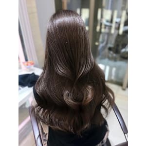 レイヤーカットのくびれヘア 20代30代40代 2wayブラ