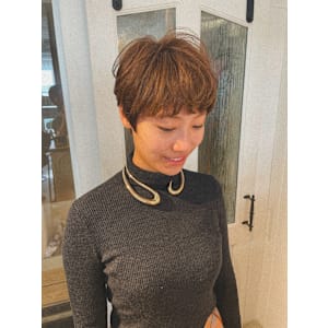 ベリーショート/ブラウンカラー/大人ショート