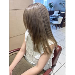 ミルクティーベージュ/ベージュ/ハイトーンベージュ