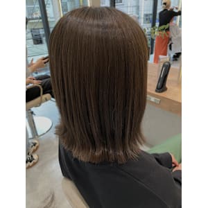 透明感のある冬カラー