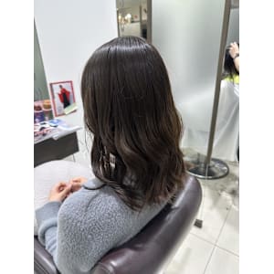 赤み消しカラー