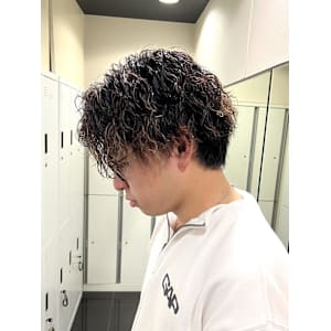 【平山明樹】縦落ちスパイラルパーマ - STYLE 茅ヶ崎 smart salon【スタイルチガサキスマートサロン】掲載中