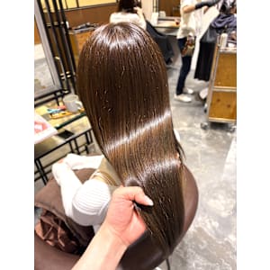 アッシュ　アッシュブラウン　アッシュベージュ　ブラウンカラー - LILIANA【リリアーナ】掲載中