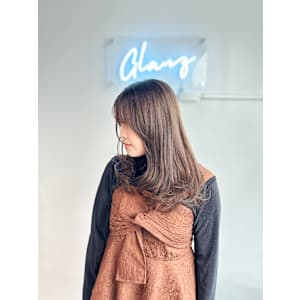 【透明感】大人ナチュラルな美髪ラテブラウンミディ