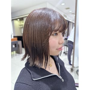 切りっぱなしボブ