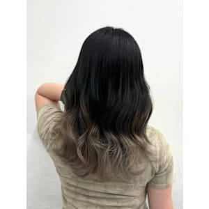 グラデーションベージュ - siesta by amble luxe 池袋【シエスタ バイ アンブルリュクス】【シエスタ バイ アンブルリュクス】掲載中