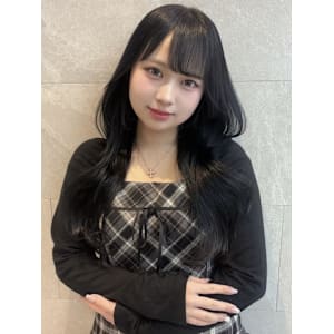 《中島遼香》 - Ess 艶髪/髪質改善/韓国風【エスツヤガミカミシツカイゼンカンコクフウ】掲載中