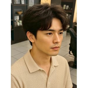 メンズ錦糸町◎毛流れパーマで韓国風爽やかセンターパート - prize 錦糸町店【プライズ キンシチョウ テン】掲載中