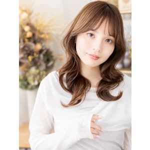 大人かわいい波巻きカールグラマラスロング　オリーブグリーン - COVER HAIR & SPA bliss【カバーヘア アンド スパ ブリス】浦和/浦和西口店【カバー ヘア アンド スパ ブリス ウラワ ウラワニシグチテン】掲載中