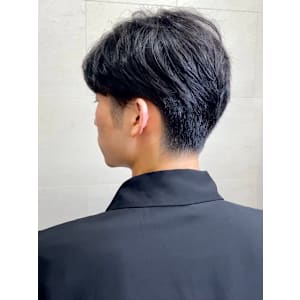 大人センターパートショート【新宿/バーバー/理容室】 - 銀座マツナガ 新宿パークタワー店【ギンザマツナガ】掲載中