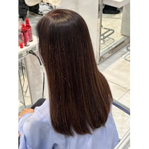 ナチュラルなブラウンカラー