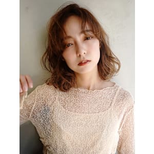 【La fith】 アンティークベージュ×パーマ