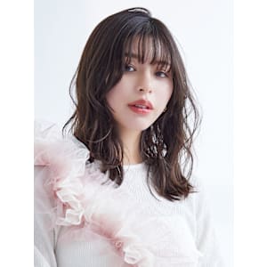 【La fith】グレージュカラー×ウェーブヘア