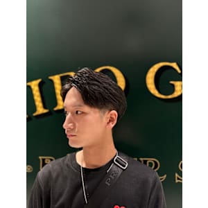 ナチュラルアップバングショート