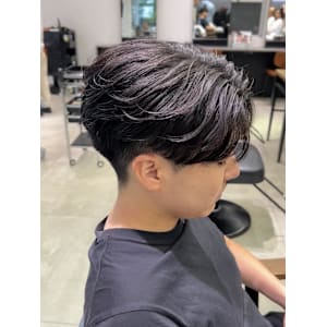 【LIPPS横浜】フェザーパーマ／フェザーショート