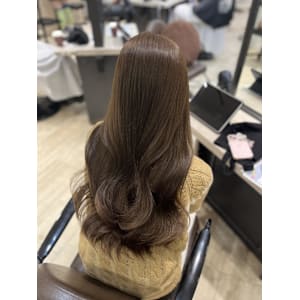 Mako ヘーゼルベージュ ブリーチなし 透明感 銀座