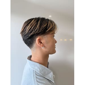 フェードヘア - YoLo.【ヨロ】【ヨロ】掲載中