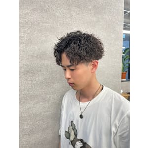 ニュアンスフェザー渋谷駅/学割U24/メンズサロン/フェザー - BLUCK Men's hair 渋谷【ブラック メンズヘア シブヤ】【ブラックメンズヘア シブヤ】掲載中