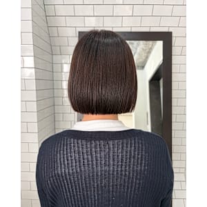 自然な艶とまとまりの上質ボブ(広島市中区紙屋町)
