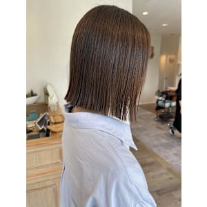 lucca by jb 行徳 【ルッカ バイ ジェービー】