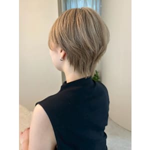 大人ショート ハンサムショート ブリーチ 外国人風カラー 