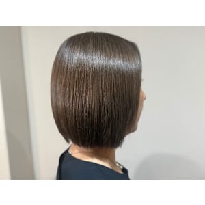 Roy hair&SPA×スタイル