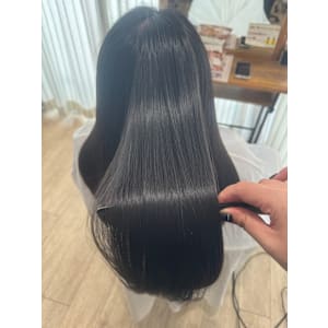 髪質改善＆トリートメント vivarc 拝島駅前店×スタイル